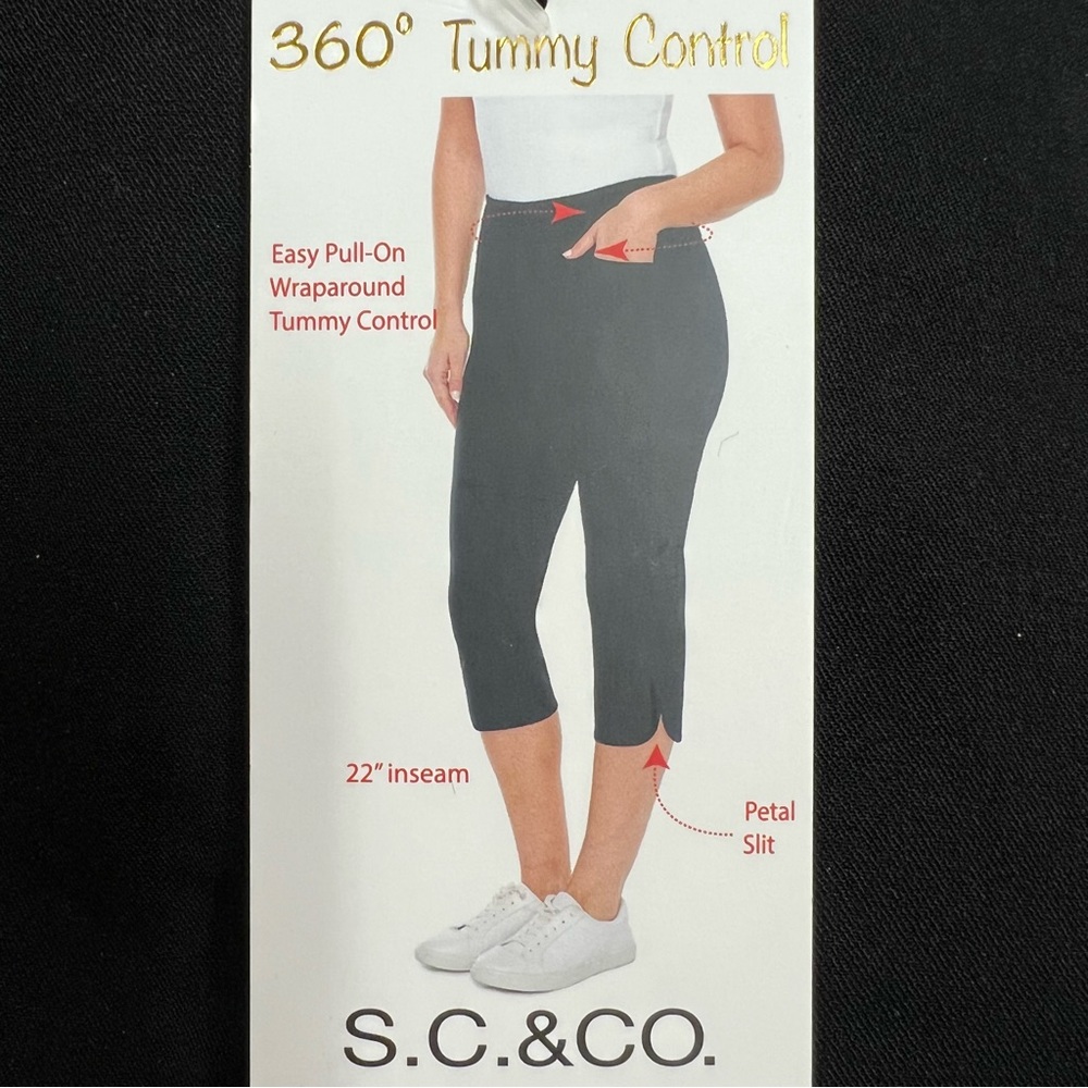 NWT S.C. & CO. Ladies Tummy Control Pull-on Capri, 4